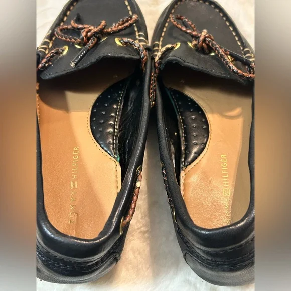 Tommy Hilfiger Randra Leather slip on ballet boat shoe loafer women’s size 6.5M - Picture 9 of 13